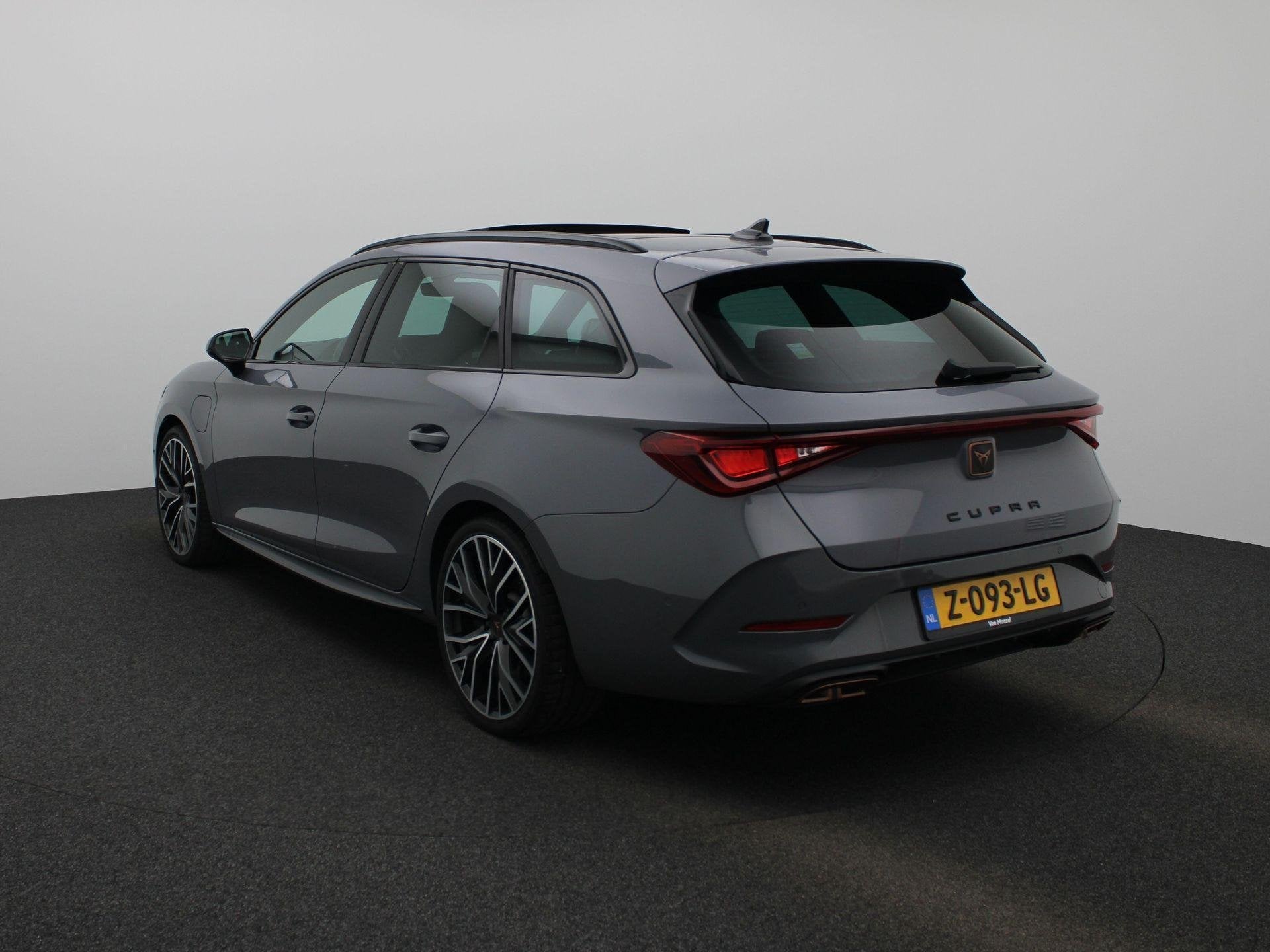 CUPRA Leon Sportstourer 1.4 e-Hybrid VZ Performance Limited, 245 pk, Stof, Gebruikt, 4 cilinders