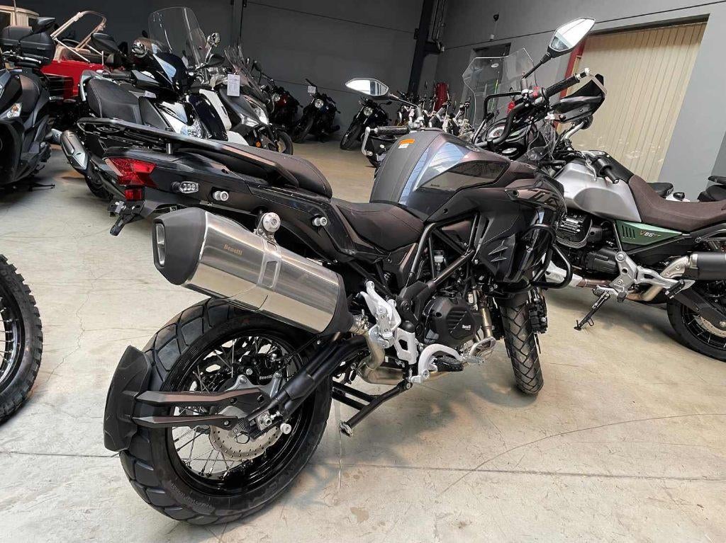 Benelli TRK 502 X [Eind .0%] [Verkoop], Motoren, Nieuw, Bedrijf, Handgeschakeld, LED Verlichting