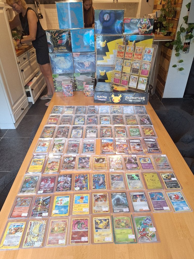 Pokemon verzameling CLAIM ALL aanbieding, Ophalen of Verzenden, Zo goed als nieuw, Meerdere kaarten, Foil