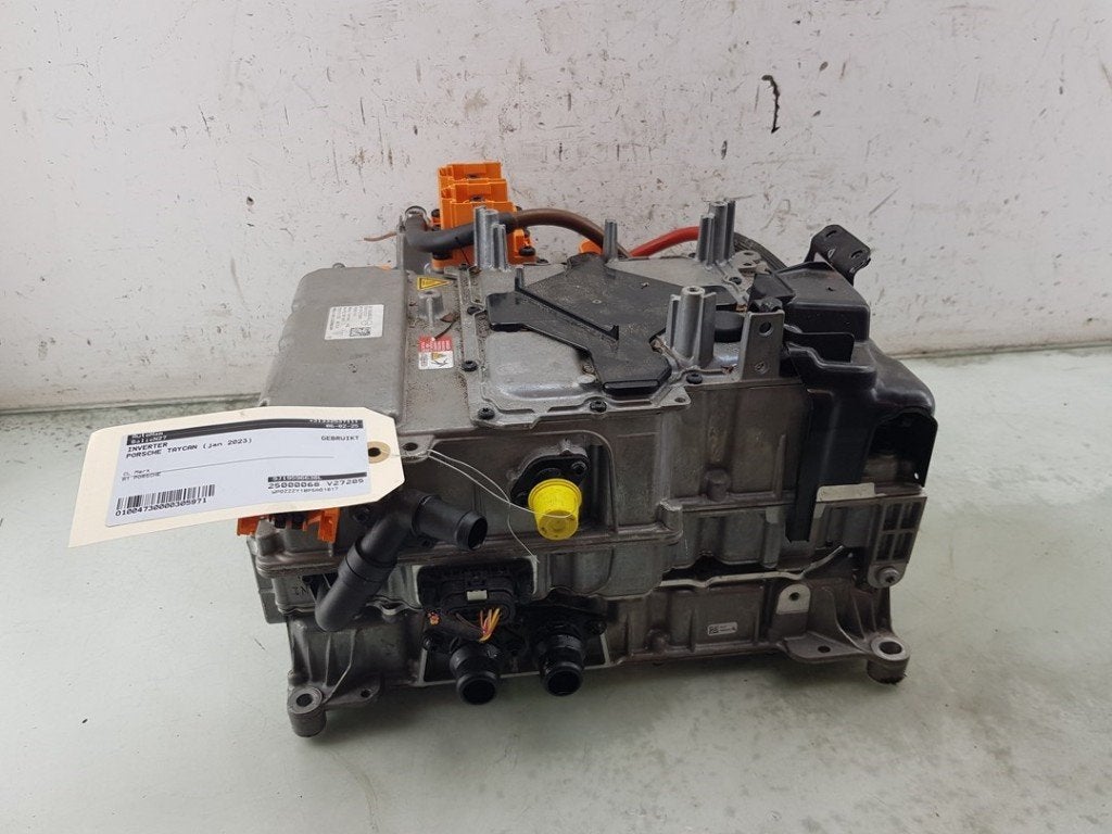 ONDULEUR Porsche Taycan (Y1A) (01-2019/12-2023), Utilisé, Porsche