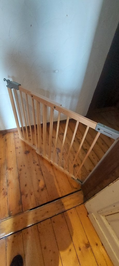 traphekje veiligheidsrek Childwood, Ophalen, Gebruikt, Schroefhekje, Hout