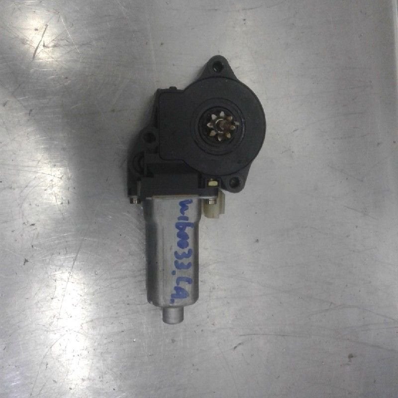 MOTEUR LEVE VITRE ELECTRIQUE Hyundai Trajet, Utilisé, Hyundai
