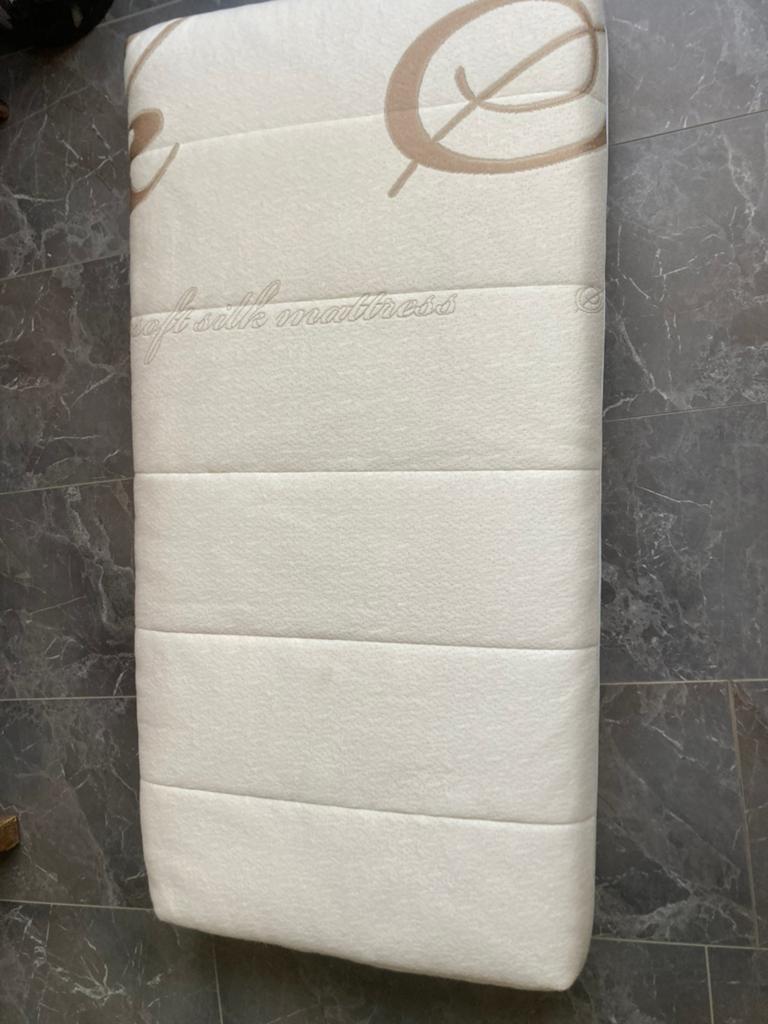 Kinderbedmatras, Kinderen en Baby's, Kinderkamer | Bedden, Ophalen, Zo goed als nieuw