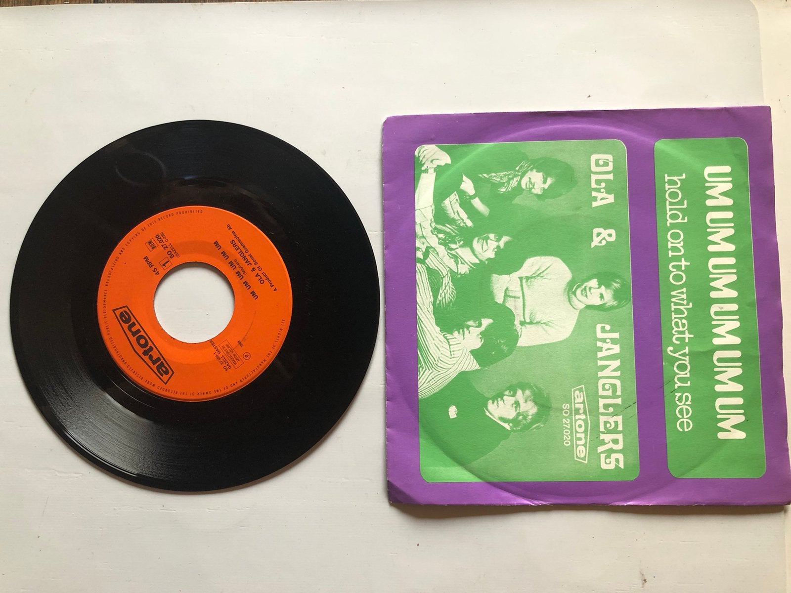 Ola & Janglers : um um um um um um um um um (1969 ; NM), Envoi, Comme neuf
