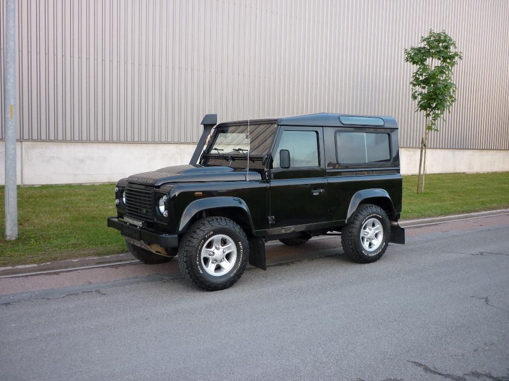 Defender 90 2.2 TDi, Autos, Land Rover, Euro 5, Entreprise, 2 places, Boîte manuelle