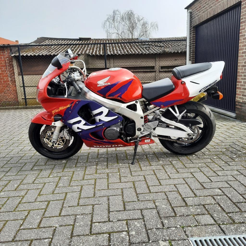 CBR 900 rr, Motoren, Motoren | Honda, Particulier, Super Sport, meer dan 35 kW, 4 cilinders, Occasion, Ophalen