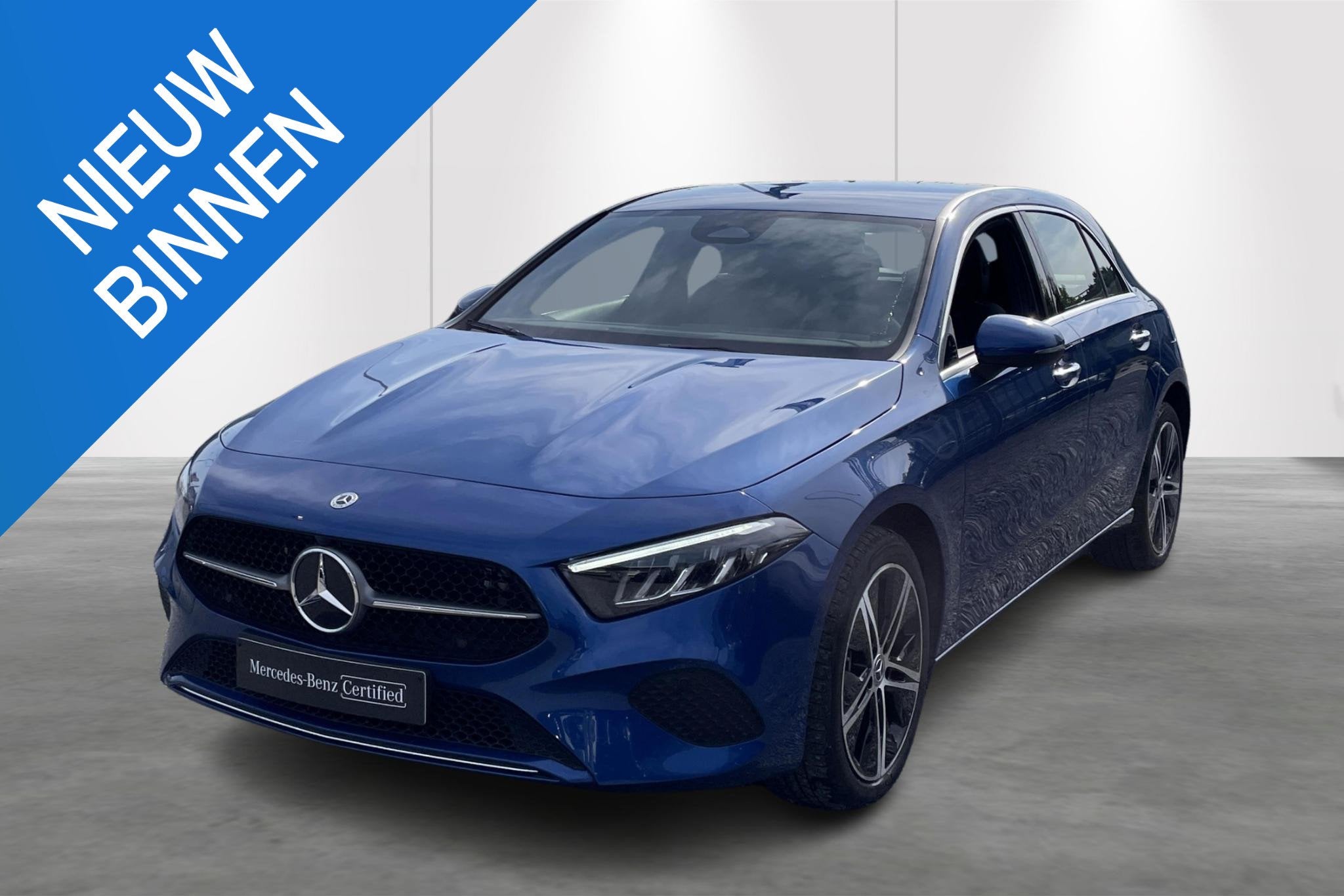 Mercedes-Benz A-Klasse A 250 e Luxury Line, Auto's, Stof, Gebruikt, 16 kWh, Blauw