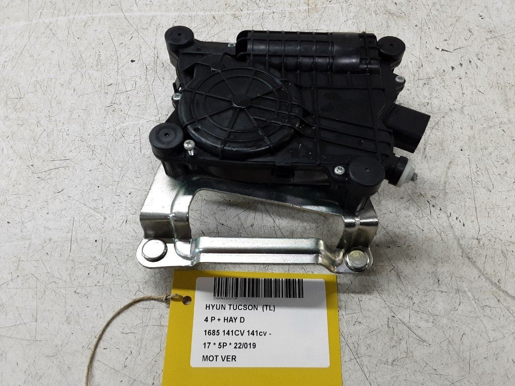 CENTRALE VERGRENDELING MOTOR Hyundai Tucson (TL), Auto-onderdelen, Hyundai Motor Deutschland GmbH, Gebruikt, Kaiserleipromenade 5
63067  Offenbach am Main, DE