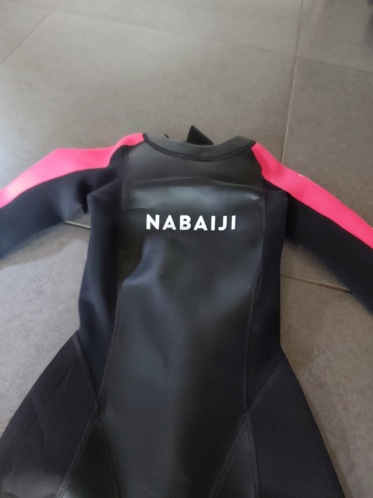 Combinaison neoprene, Enlèvement