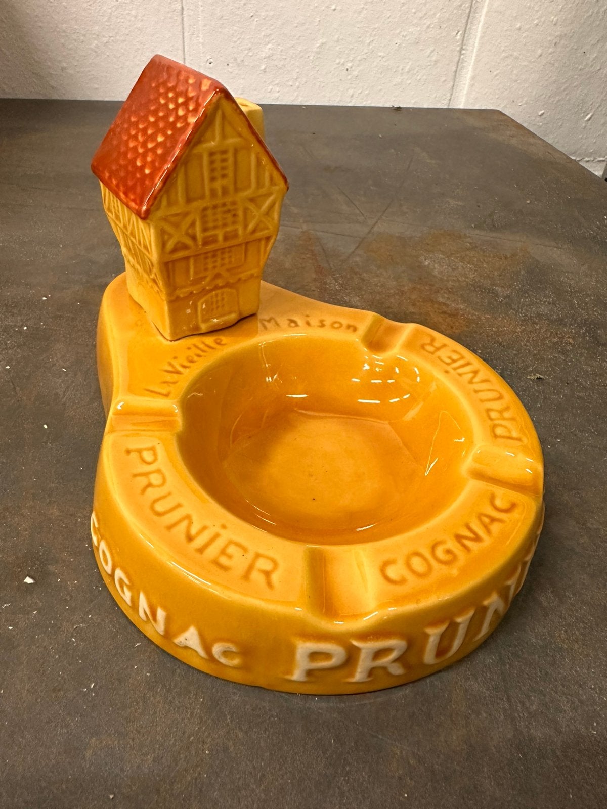 Cendrier Congnac Prunier, Collections, Enlèvement ou Envoi, Comme neuf, Cendrier