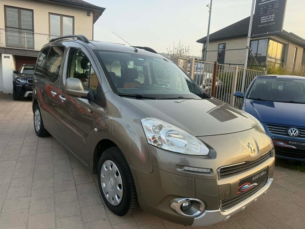 Peugeot Partner 1.6 hdi à partir de 2013, Entreprise, Boîte manuelle, 5 portes, MPV ou Monospace