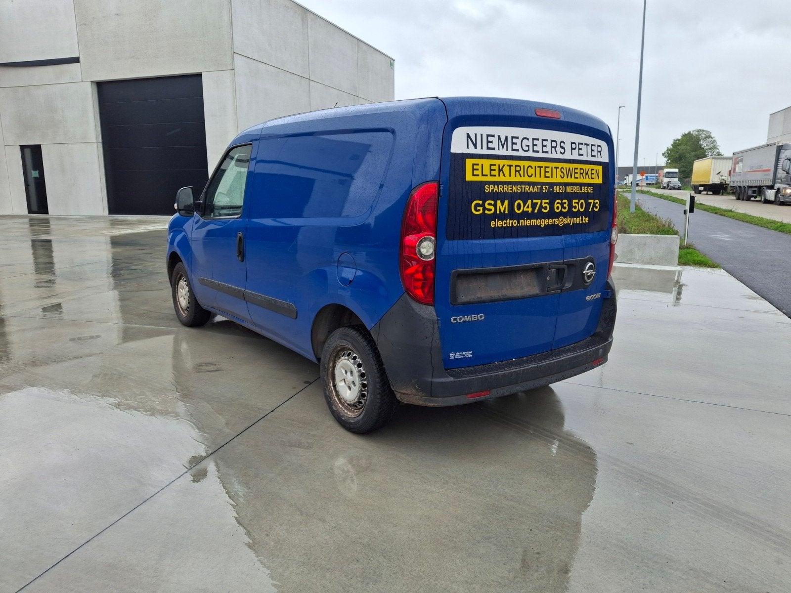 Opel Combo, Euro 5, Stof, Zwart, 4 cilinders