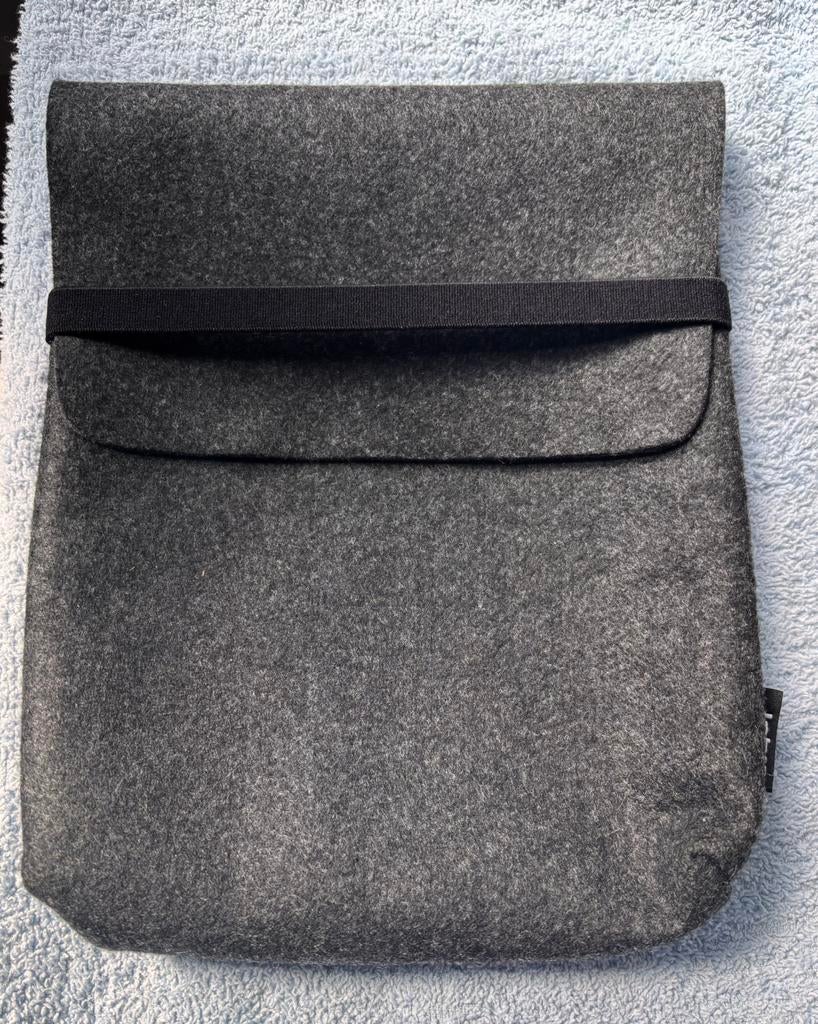 Pochette Jabra en feutre épais - Neuve, Telecommunicatie, Ophalen of Verzenden, Nieuw, Grijs, Jabra