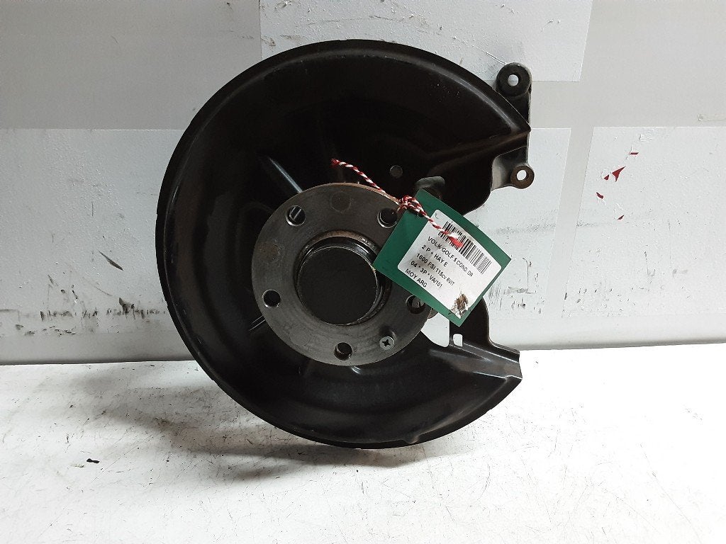 MOYEU DE ROUE ARRIÈRE GAUCHE Golf V (1K1) (1K0435N), Volkswagen, Mevr. I. Hauben, Utilisé, Rue de l'Espoir 34 34
4030  GRIVEGNÉE, BE