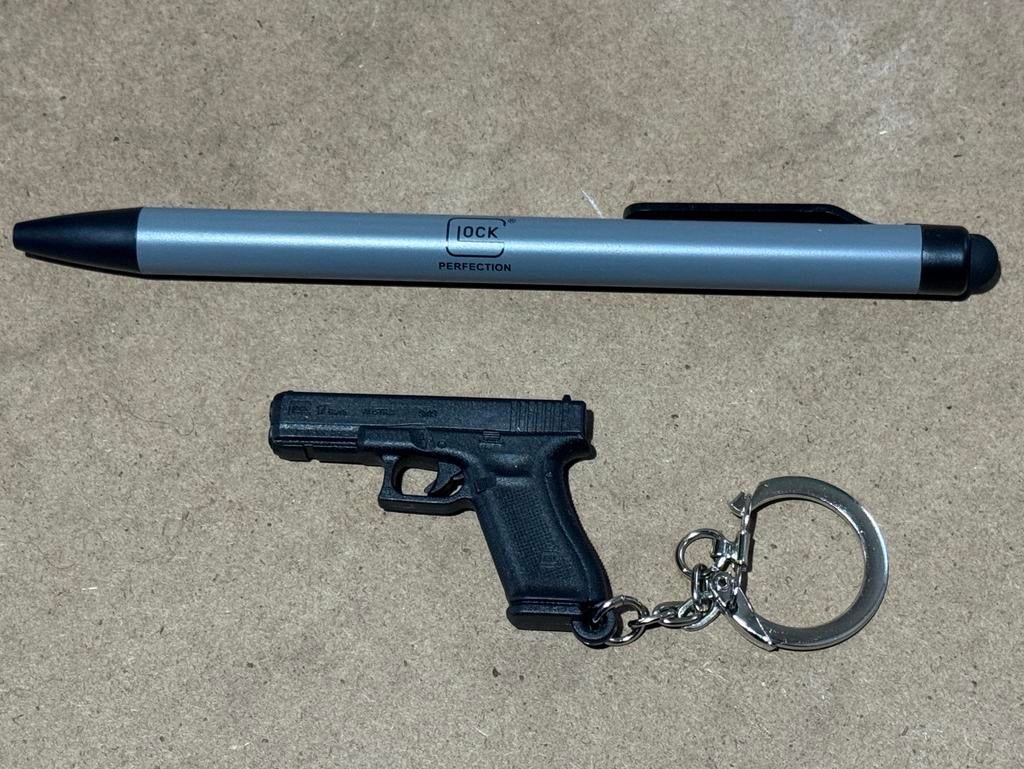 GLOCK - sleutelhanger en balpen, Verzamelen, Ophalen of Verzenden, Nieuw