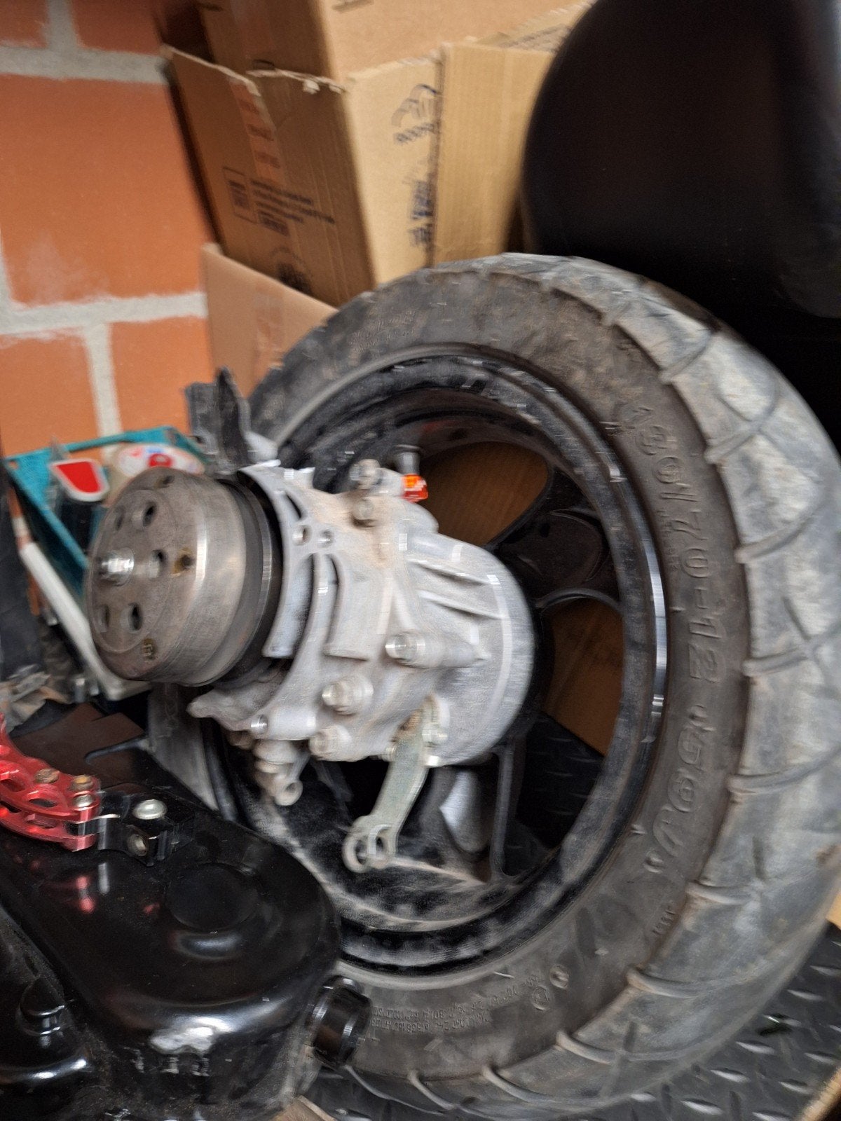 Kymco agillity onderdelen, Ophalen