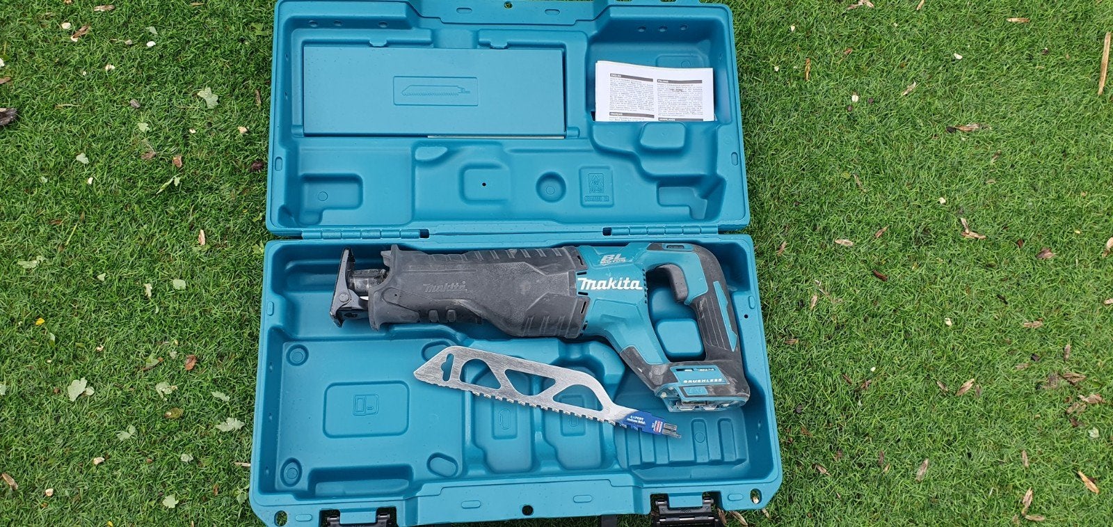 Scie alternative à batterie Makita DJR187ZK 18 V, Enlèvement ou Envoi, Scie sabre