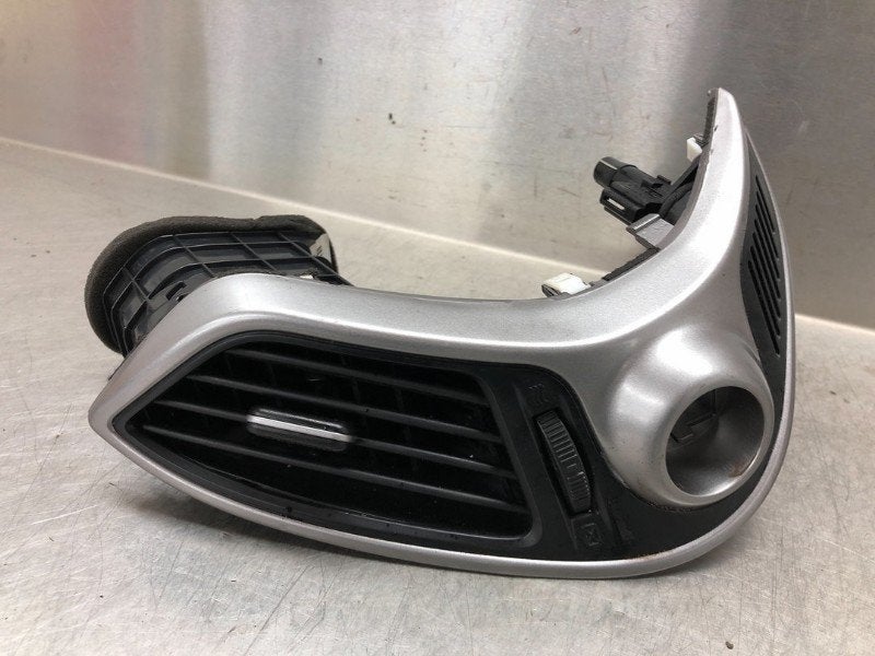 AERATEUR TABLEAU DE BORD Hyundai iX35 (LM) (|974202S000|), Utilisé, Hyundai
