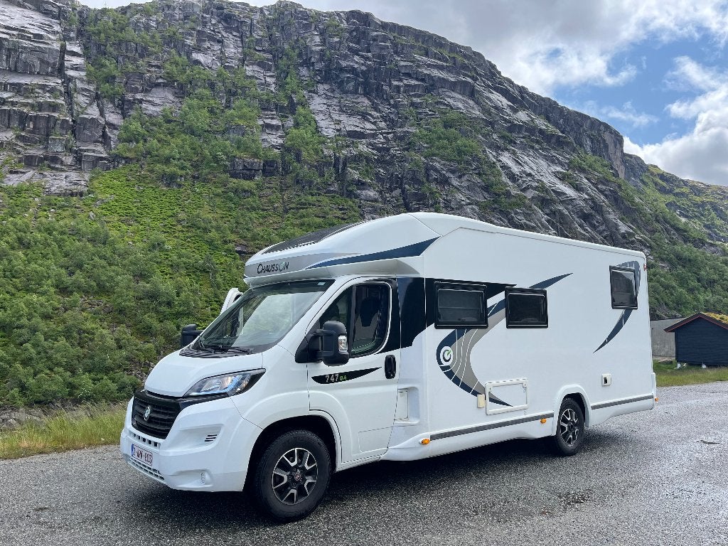 Chausson 747GA direct beschikbaar, Caravans en Kamperen, Mobilhomes, Chemisch toilet, Standaard zit, Fiat, Chausson