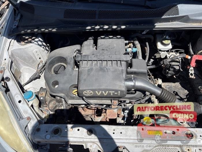 Motor van een Toyota Yaris, Gebruikt, -, -, Ophalen of Verzenden
