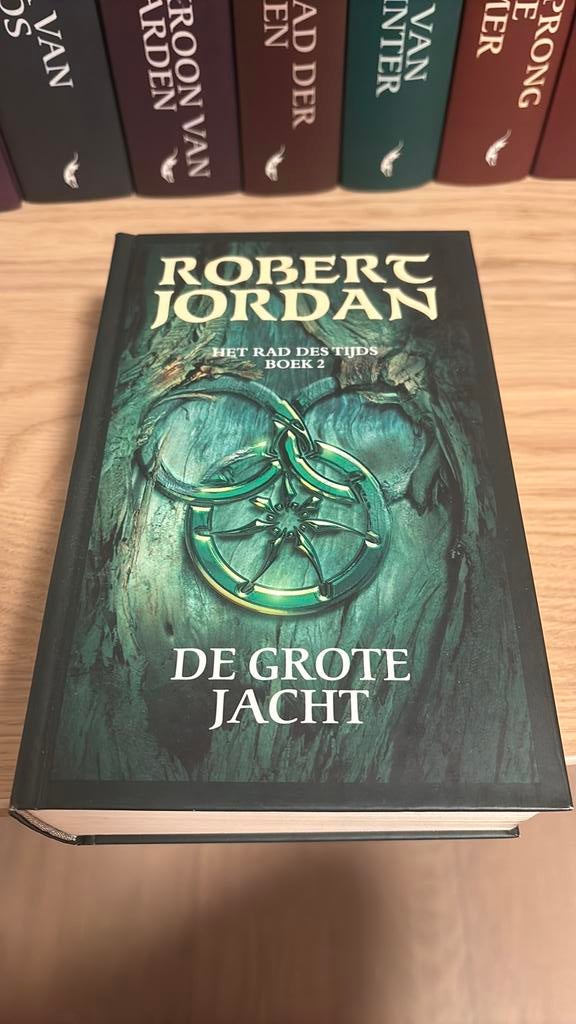 Robert Jordan - De grote jacht, Ophalen, Robert Jordan