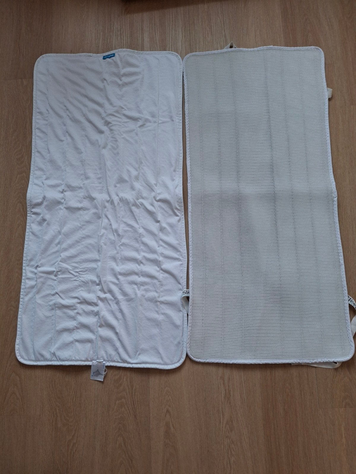 Aerosleep matrasbeschermers en hoeslakens, Kinderen en Baby's, Kinderkamer | Beddengoed, Ophalen, Gebruikt, Jongetje of Meisje