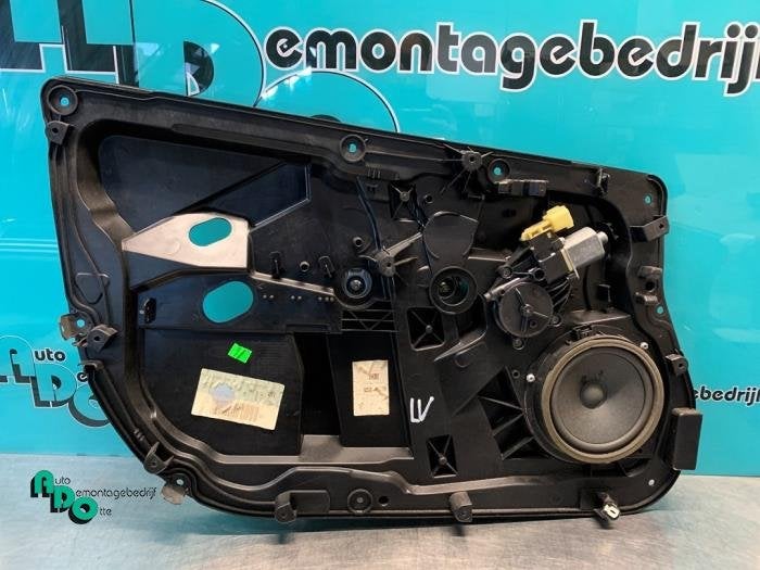 Mécanique vitre 4portes avant gauche d'un Ford Fiesta (Fies, -, 3 mois de garantie, -, -