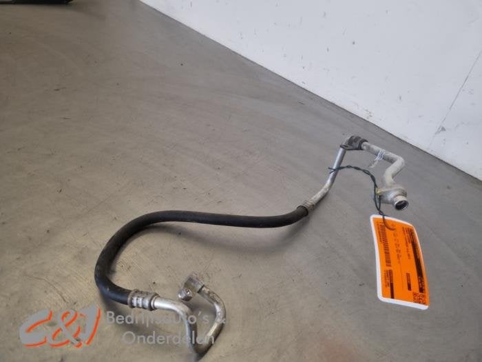 Tuyau clim d'un Renault Express, Renault, -, 3 mois de garantie, Utilisé