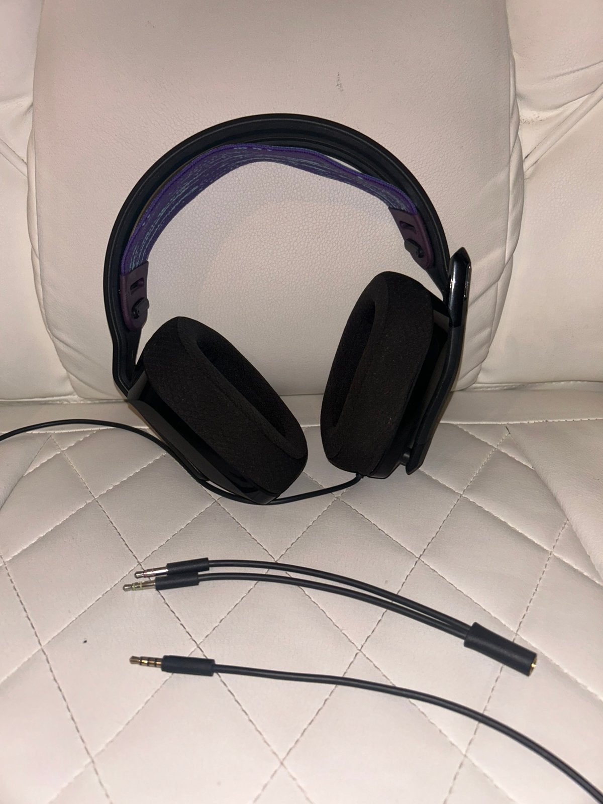 Casque Logitech G335, Computers en Software, Ophalen, Zo goed als nieuw