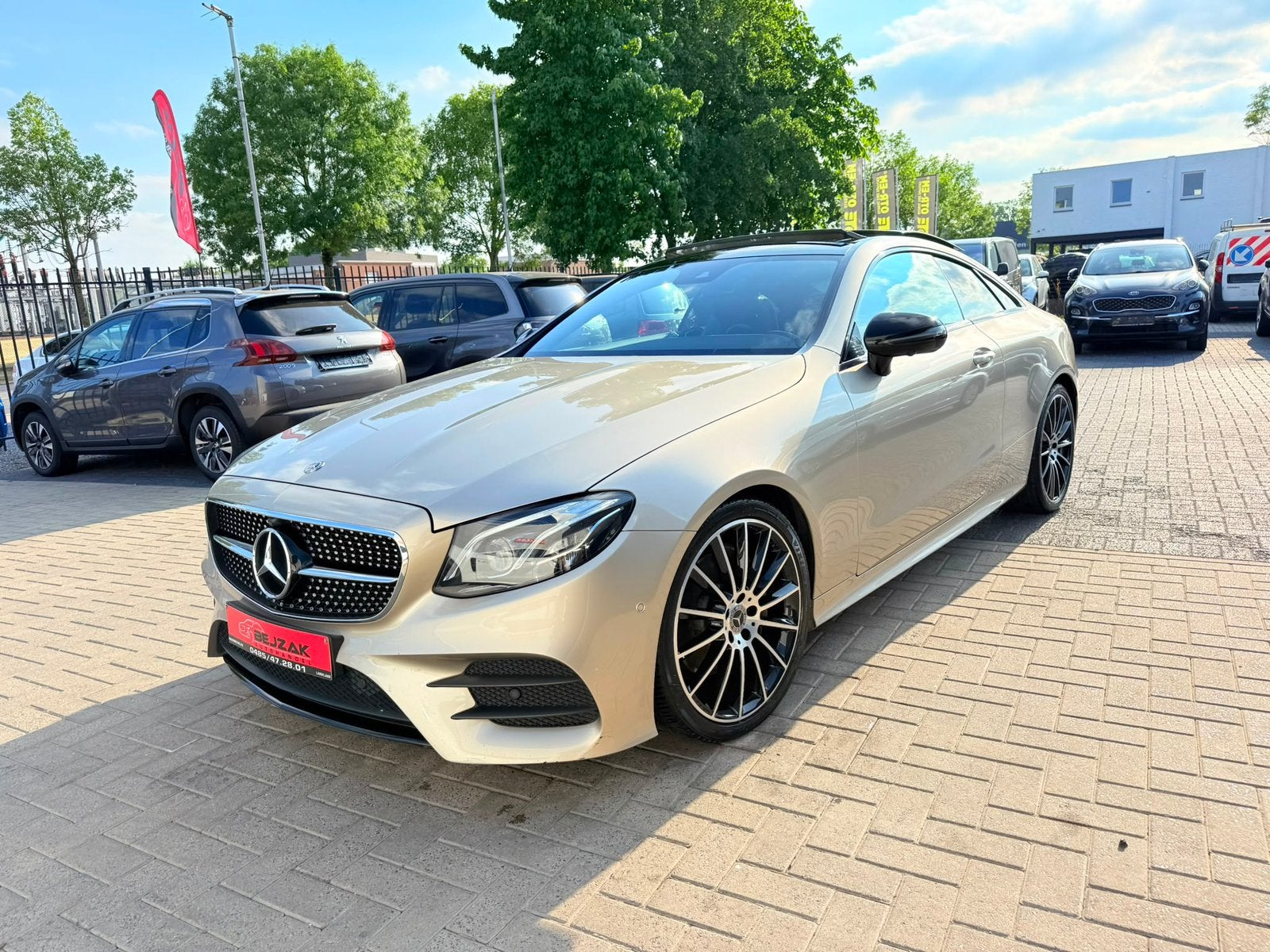 Mercedes E200 Coupe AMG-LINE Premium Pano/Burmester 83.000km, Autos, Achat, Euro 6, Entreprise, Automatique
