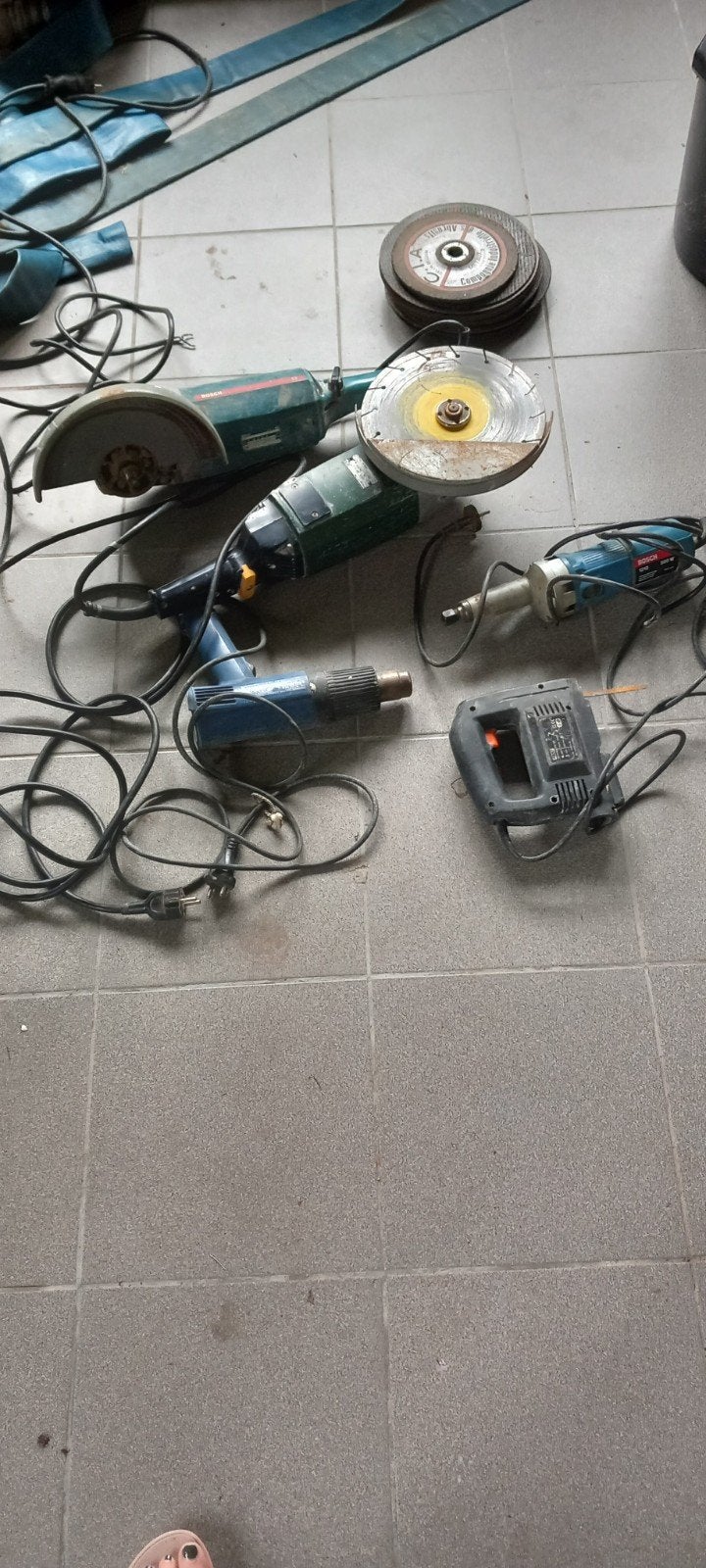 meuleuses et autres appareils électriques, Enlèvement