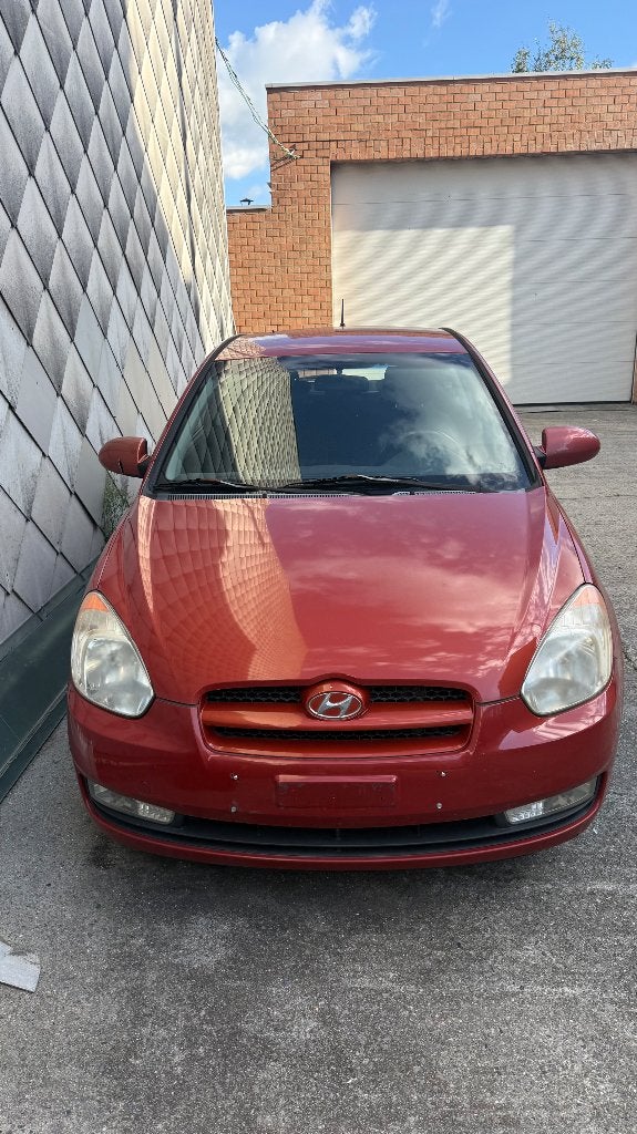 Hyundai ACCENT 1.5 DIESEL *ZO MEENEMEN OF EXPORT*, Autos, Rouge, Boîte manuelle, Diesel, Particulier