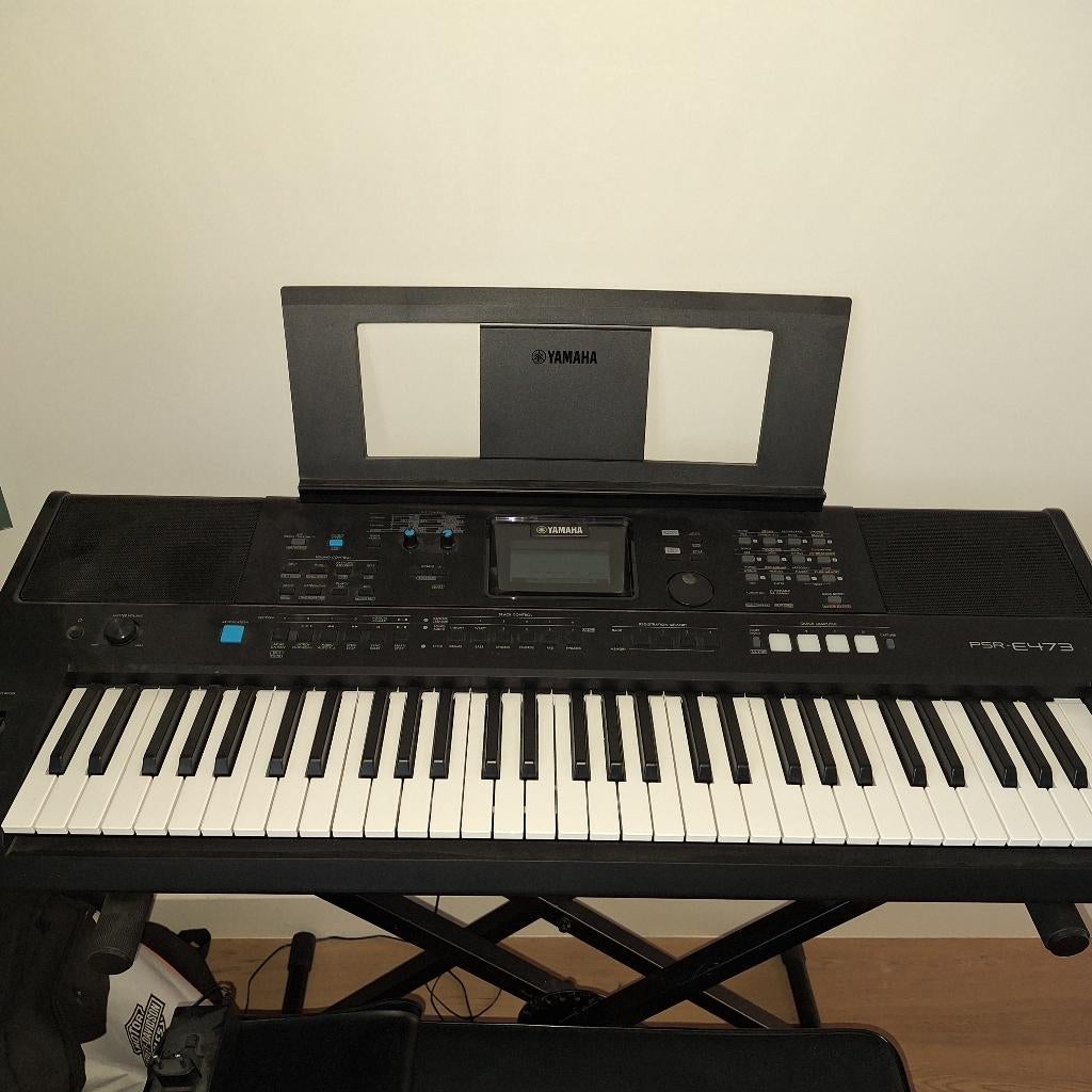 yamaha keyboard psr-e473, Neuf, 61 touches, Sensitif, Yamaha