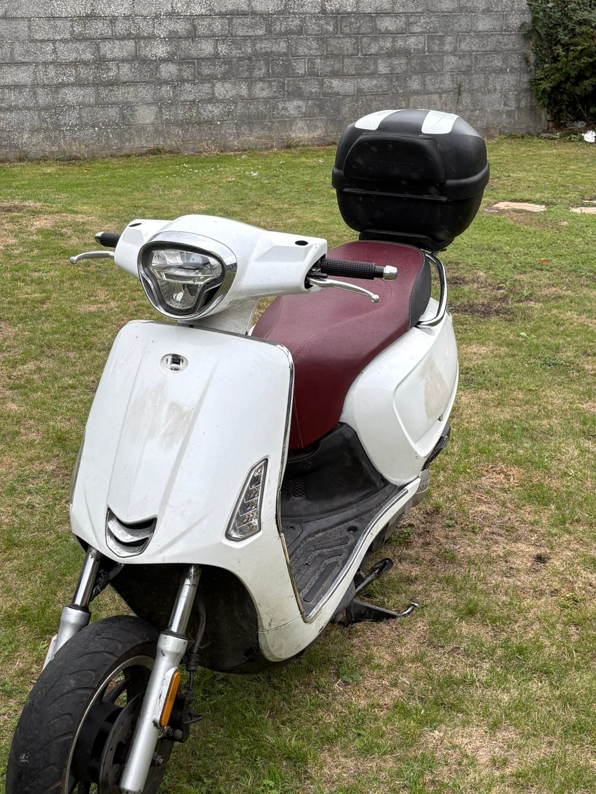 Kymco like 50 a klasse 4takt, Fietsen en Brommers, Snorfietsen en Snorscooters, Ophalen, Zo goed als nieuw, Kymco