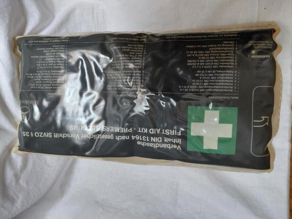 Trousse premiers secours Mercédès-Benz, Enlèvement ou Envoi