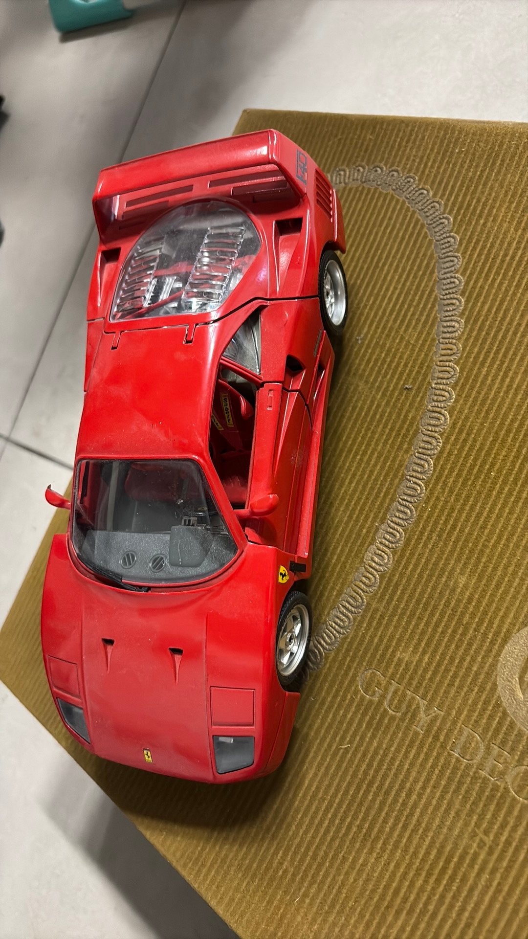 Modele réduit Ferrari F40, Enlèvement, Comme neuf