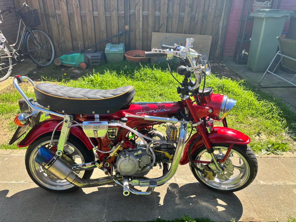 Zeer propere Motodax 125cc, Fietsen en Brommers, Brommers | Overige merken, Ophalen of Verzenden, Zo goed als nieuw