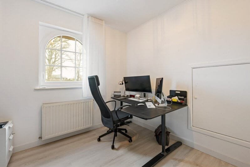 Ikea BEKANT hoekbureau, Huis en Inrichting, Ophalen, IKEA, Zwart, Hoekbureau