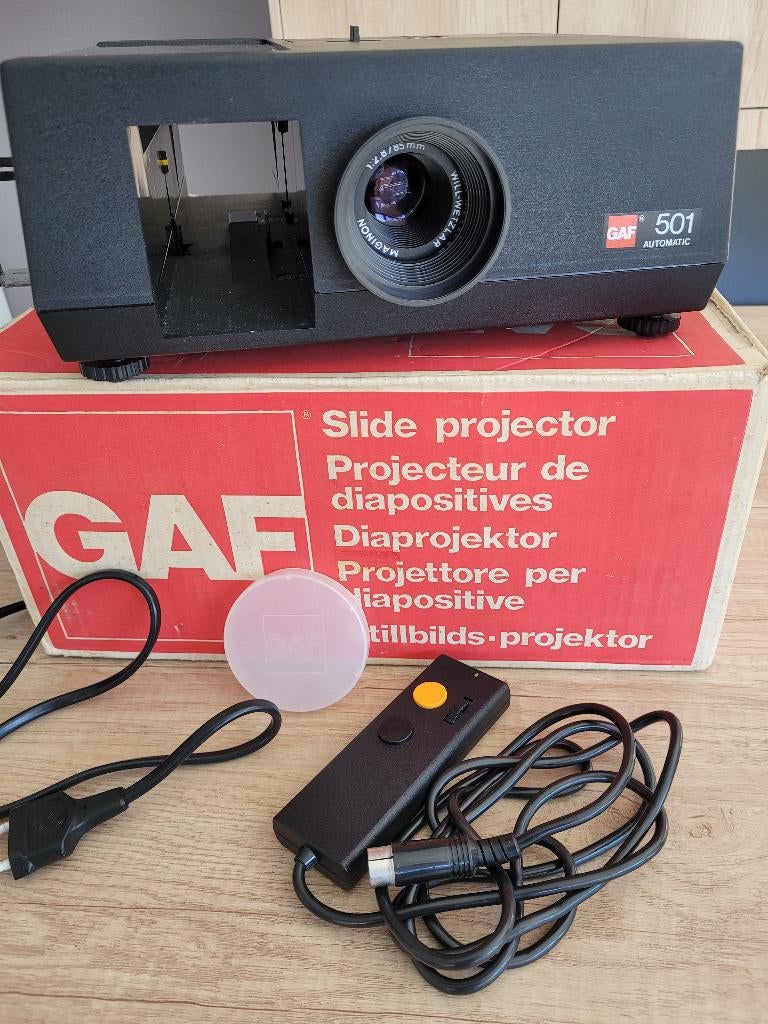 GAF diaprojector 501 Automatic, TV, Hi-fi & Vidéo, Projecteurs dias, Comme neuf, Enlèvement