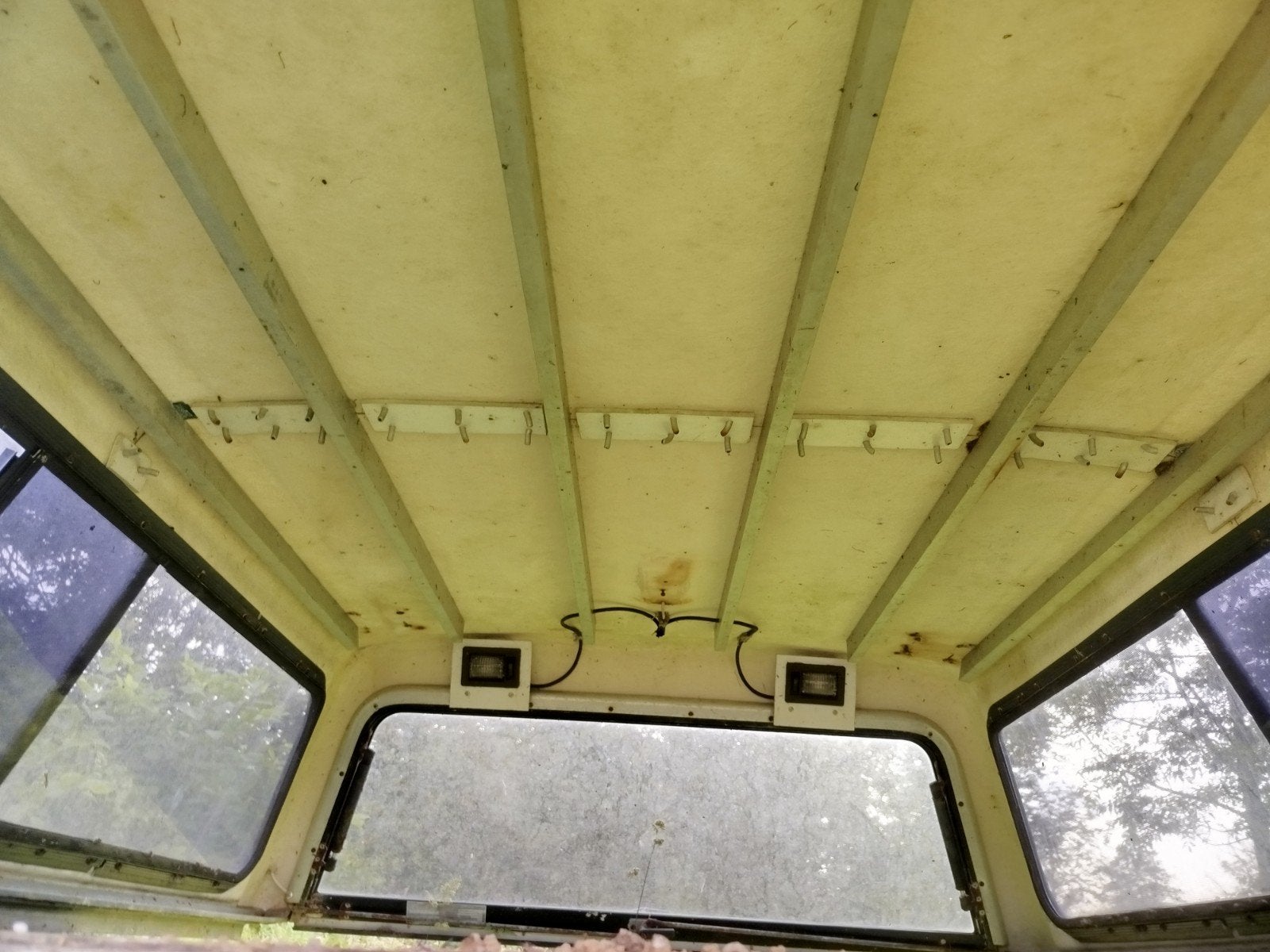 Hard top Toyota Hilux

2000, Autos, Particulier, Achat