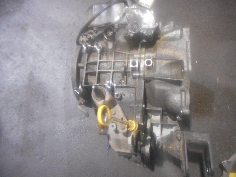 VERSNELLINGSBAK AUTOMAAT Ford Mondeo II (01-1996/09-2000), Gebruikt, Henry-Ford-Straße  1
50735  Köln, DE, Ford-Werke GmbH, Kunden@ford.com