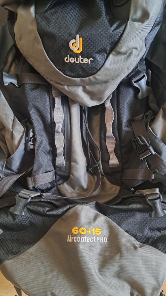 Deuter 60+15 aircontact pro, Sport en Fitness, Bergsport en Wandelen, Ophalen, Rugzak