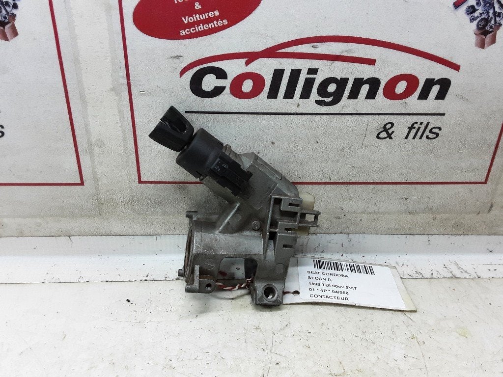CONTACTSLOT Seat Cordoba Vario (6K5) (6K0905851), Gebruikt, Mevr. I. Hauben, Rue de l'Espoir 34 34
4030  GRIVEGNÉE, BE, Info@Collignon.be