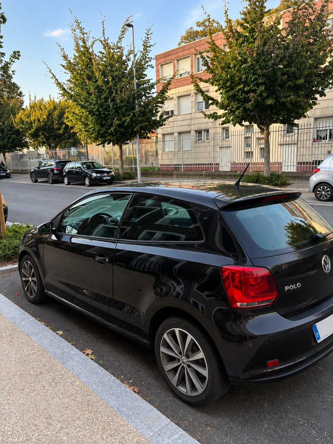 Volkswagen polo 6R Black Edition bon etat, Autos, Achat, Diesel, Particulier, 3 portes