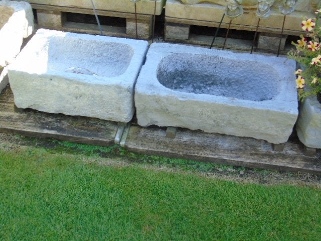 bac ou auge en pierre bleu , jardinière , grand choix !!, Moins de 30 cm, Pierre, Enlèvement, Utilisé