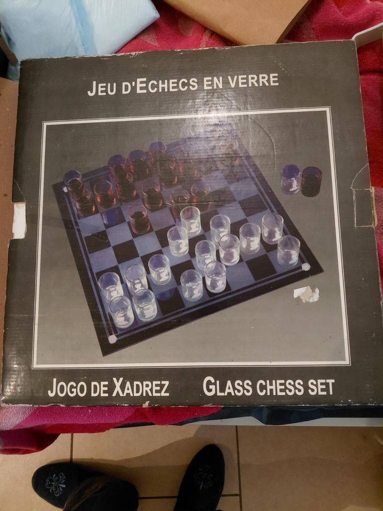 Jeux échec en ver vent 15€, Enlèvement