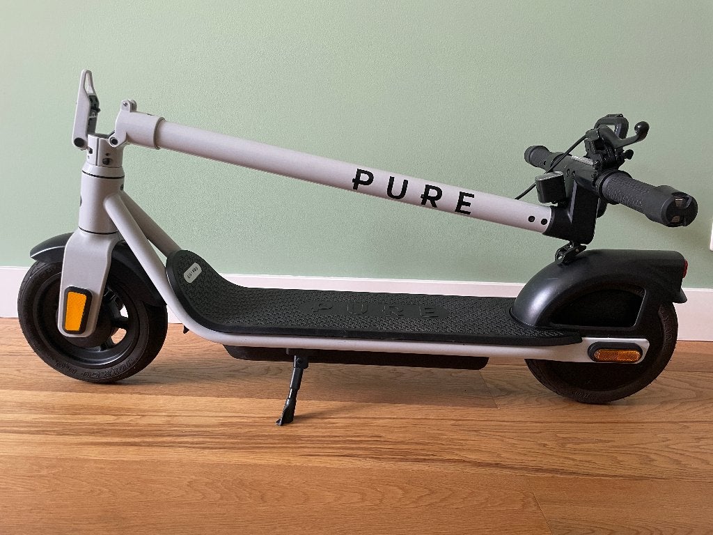 Pure Air³ Pro 2023 light grey, Vélos & Vélomoteurs, Trottinettes, Enlèvement, Utilisé, Step électrique (E-scooter), Pure