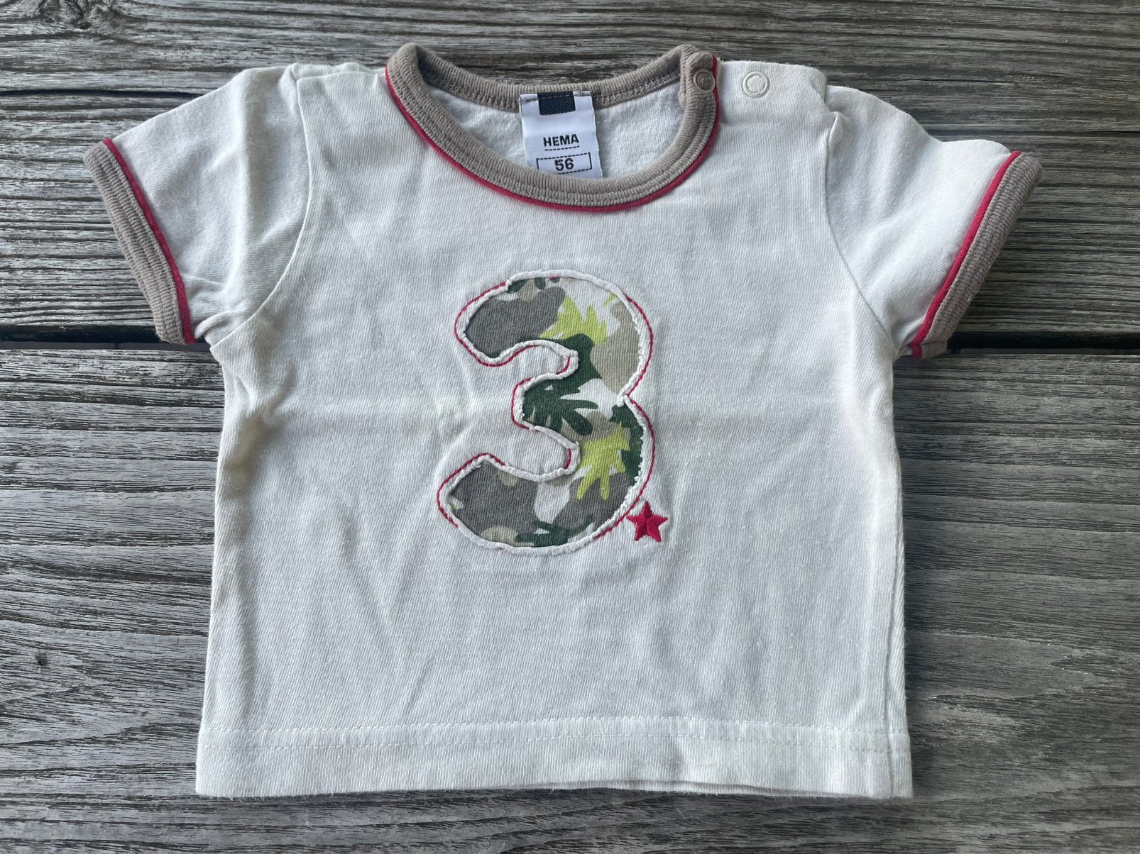 T-shirt Hema maat 56, Kinderen en Baby's, Babykleding | Maat 56, Ophalen of Verzenden, Zo goed als nieuw, Jongetje, Shirtje of Longsleeve