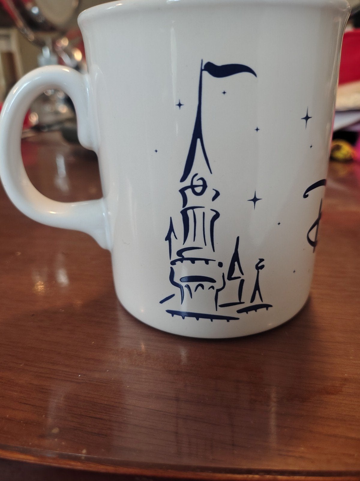 Originele Disneyland Paris Mok – Wit met Blauw Kasteel, Enlèvement ou Envoi, Pichet