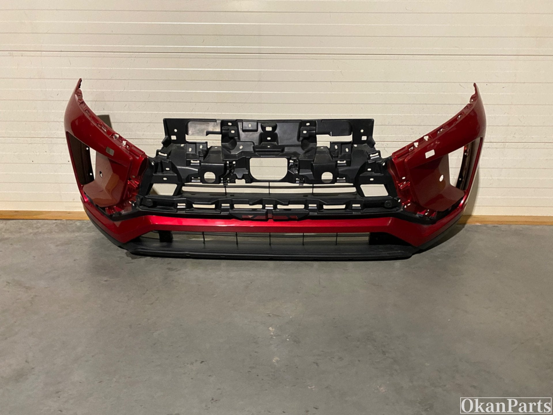 Mitshubishi Eclips Cross Voorbumper 6400H717ZZ, Gebruikt, Voor, Mitsubishi, Bumper